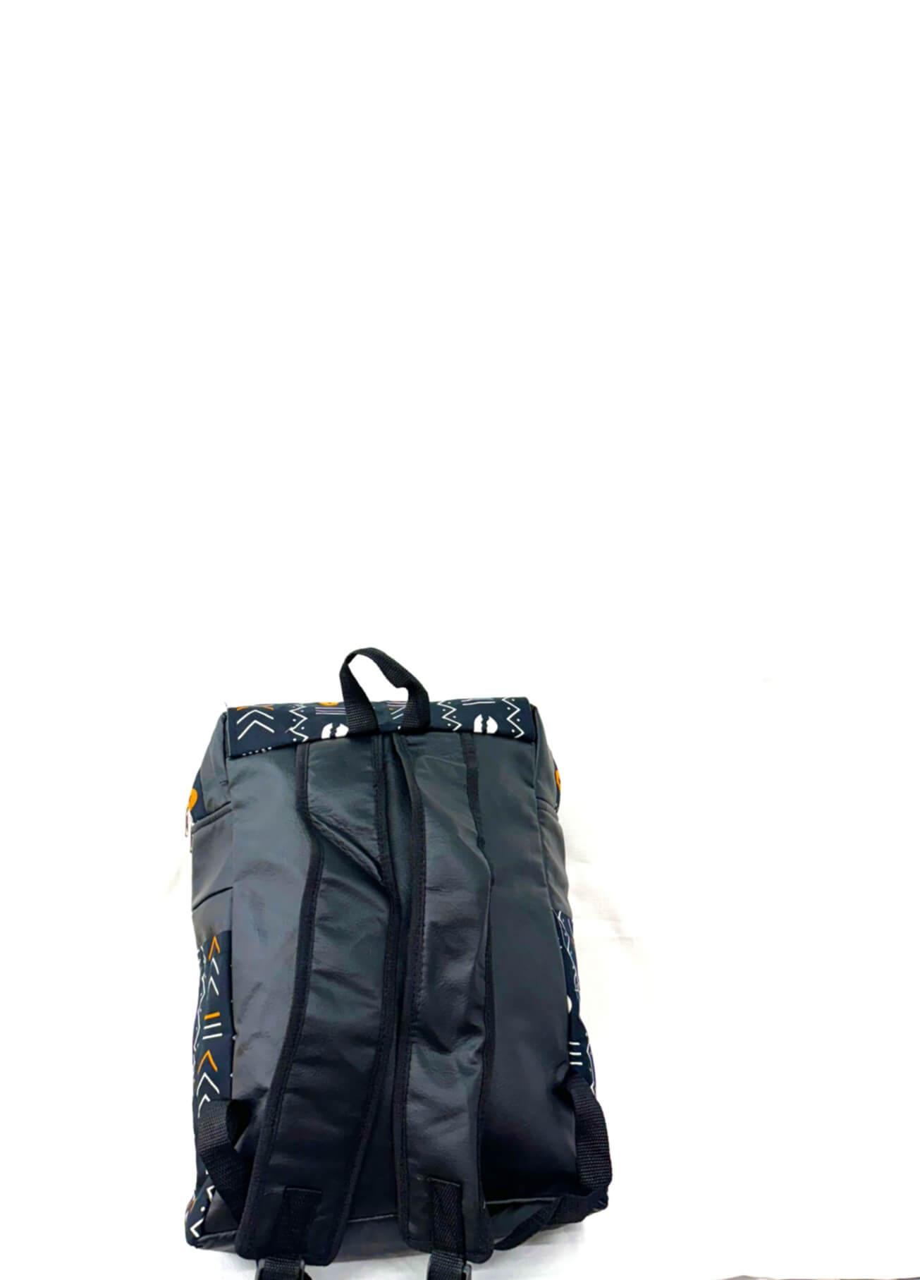Ghanian Plade Black/brown/white alternate view
