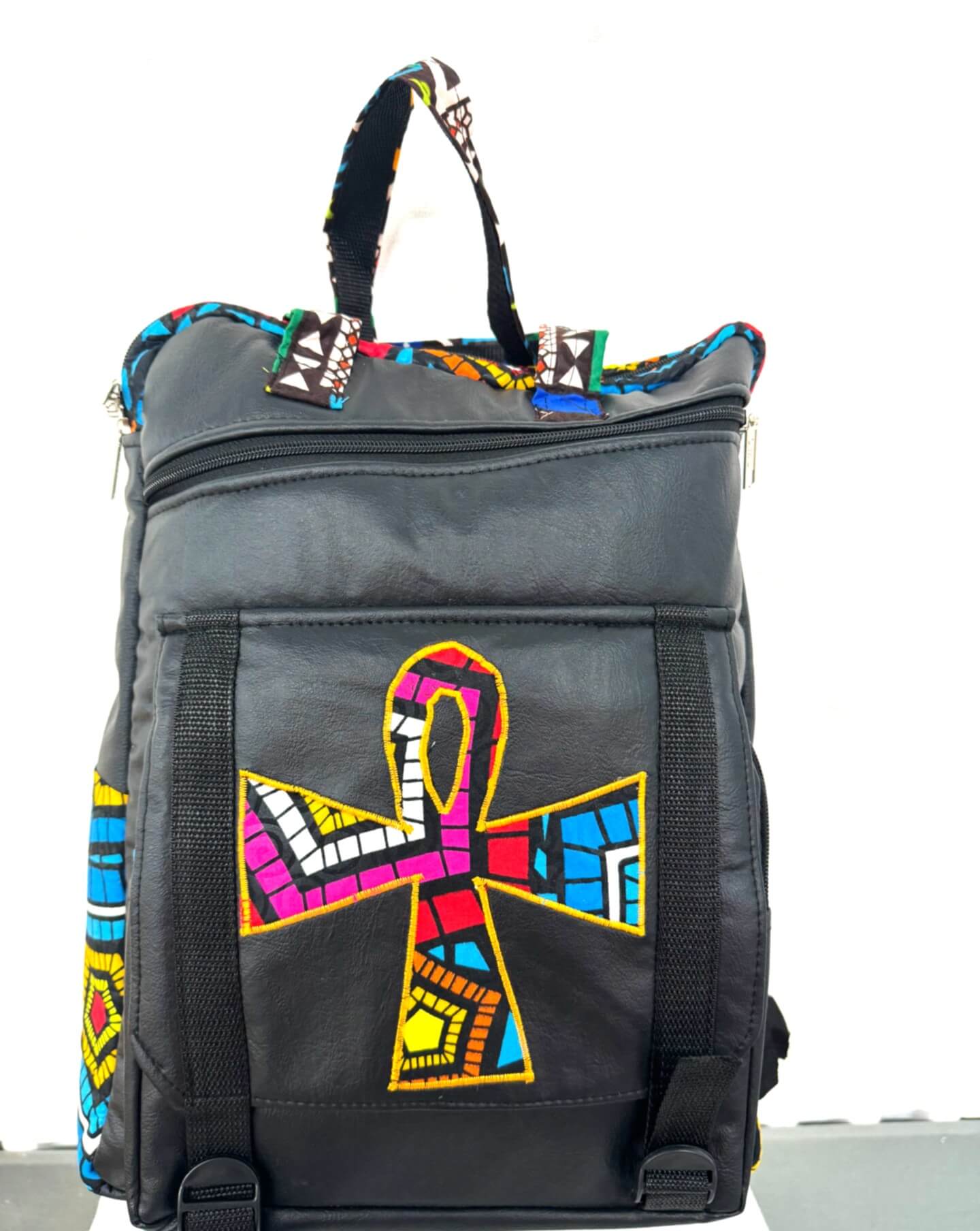 Tema Kwa Black/blue/pink/white
