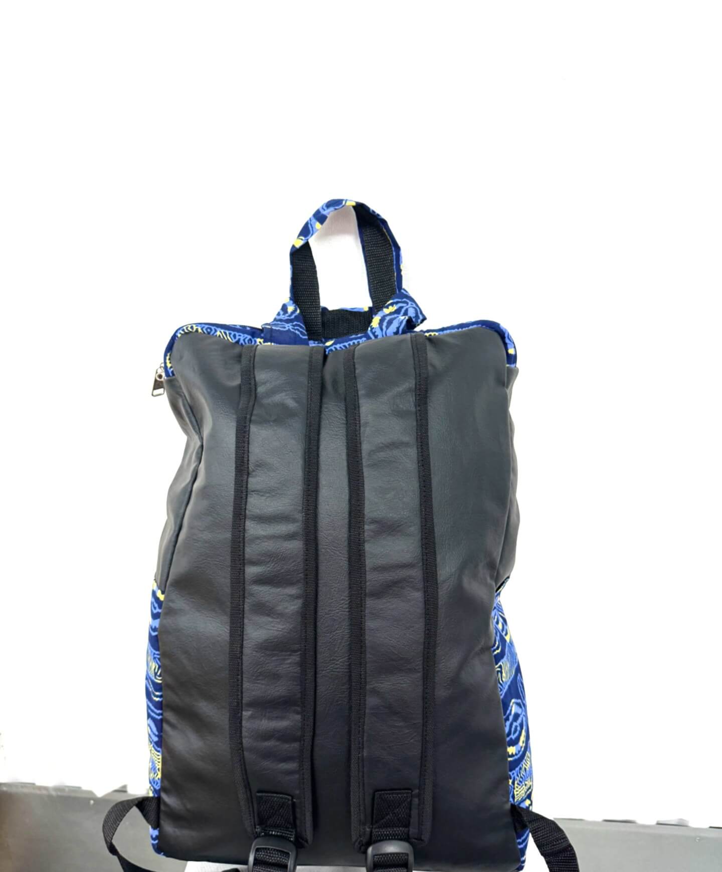 Tema Kwa Black/light blue/yellow alternate view