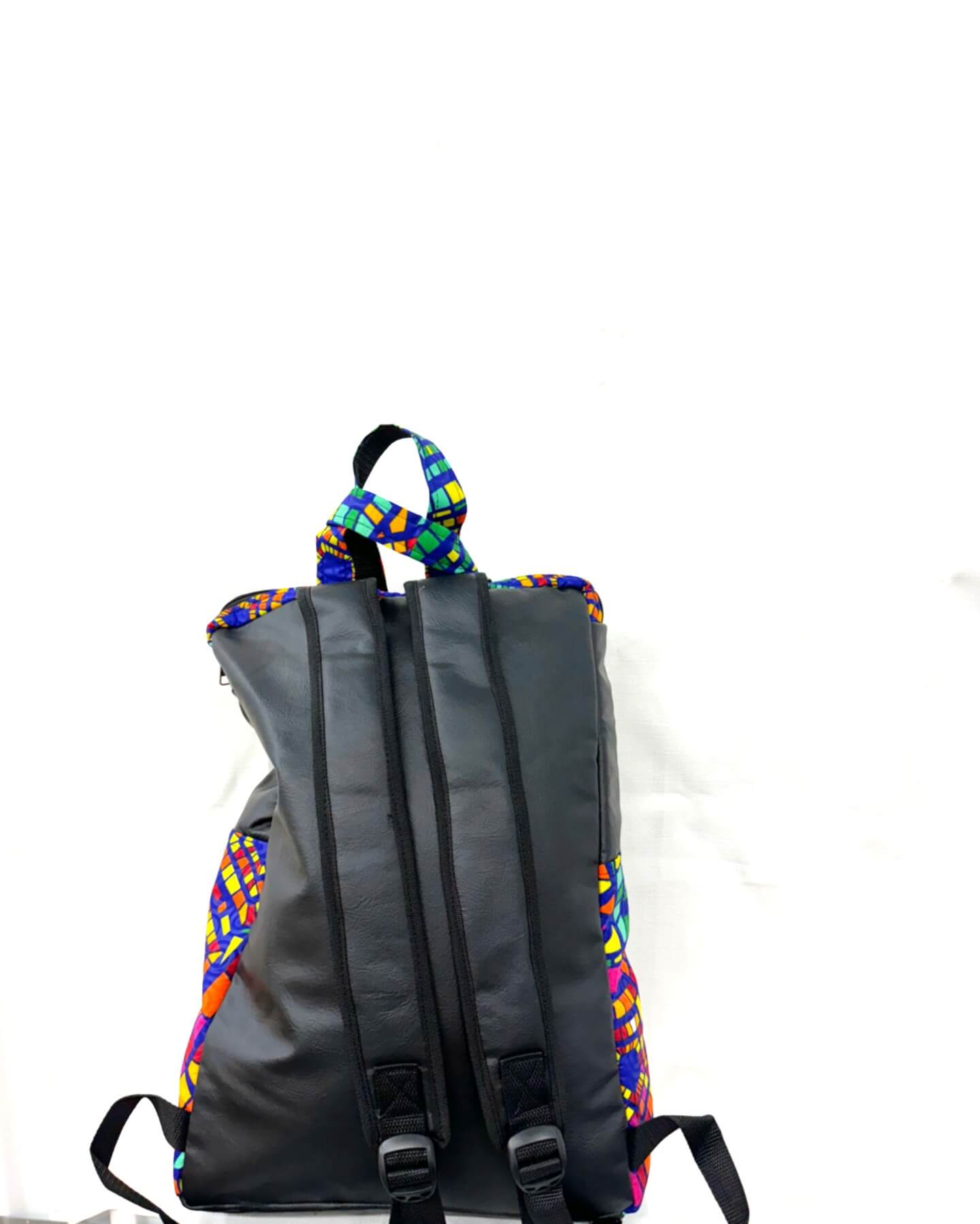 Tema Kwa Black/blue/white alternate view