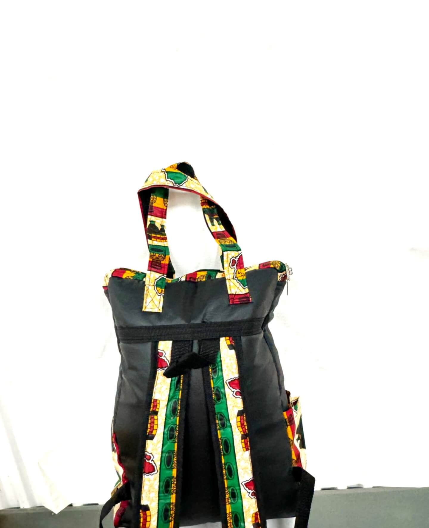Tema Kwa Black/green/yellow/red alternate view