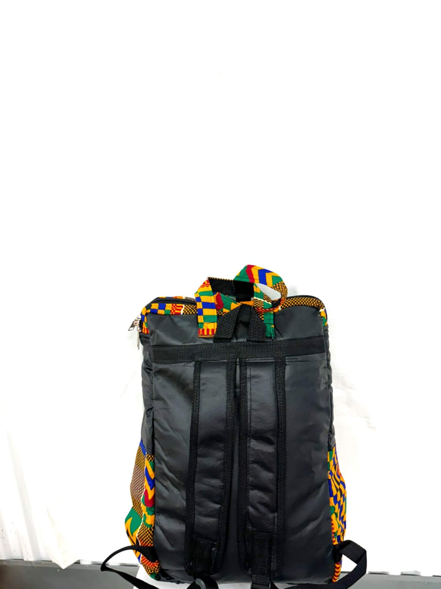 Tema Kwa Black/gold/green/blue alternate view