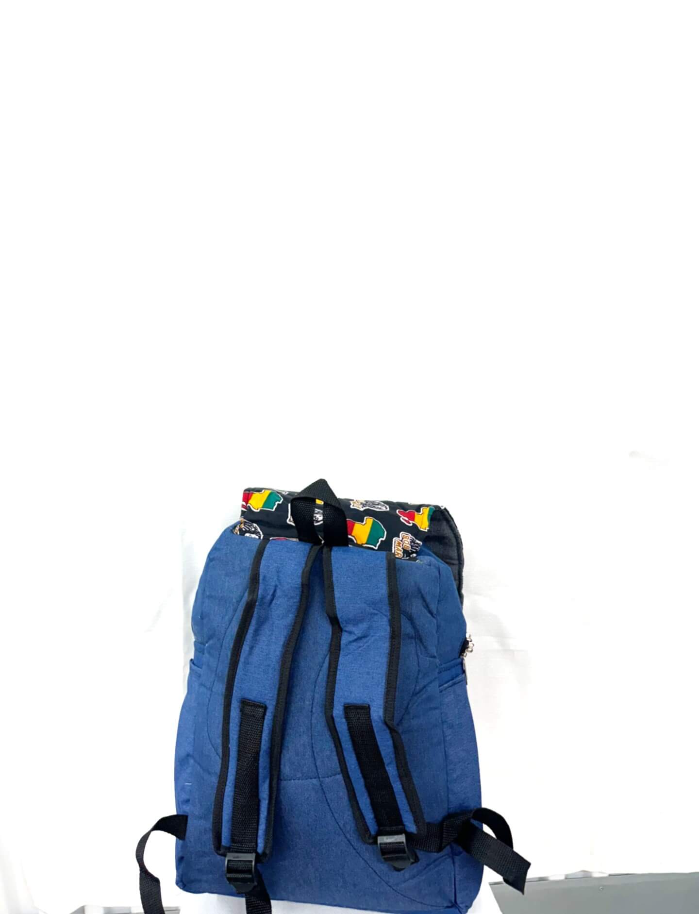 Accra Beauty Blue/green/yellow/red alternate view