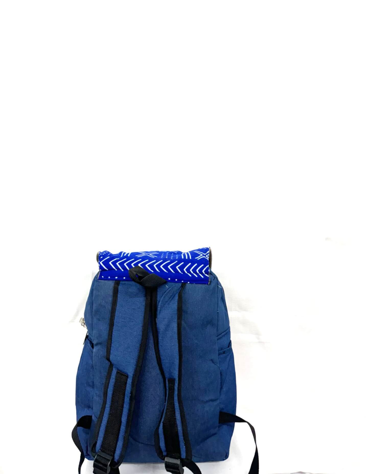 Accra Beauty Blue/white/navy blue alternate view