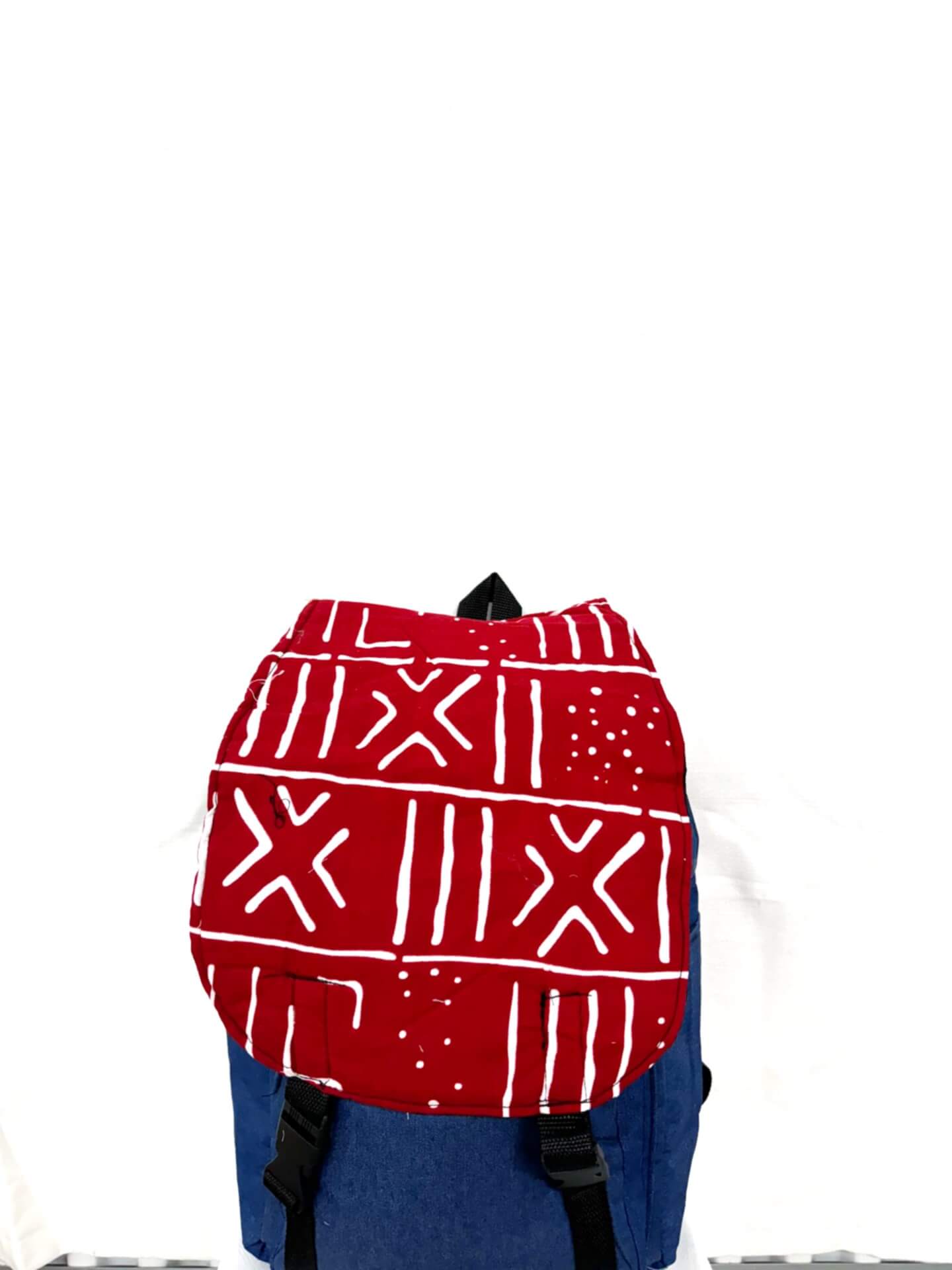 Accra Beauty Blue/maroon/white