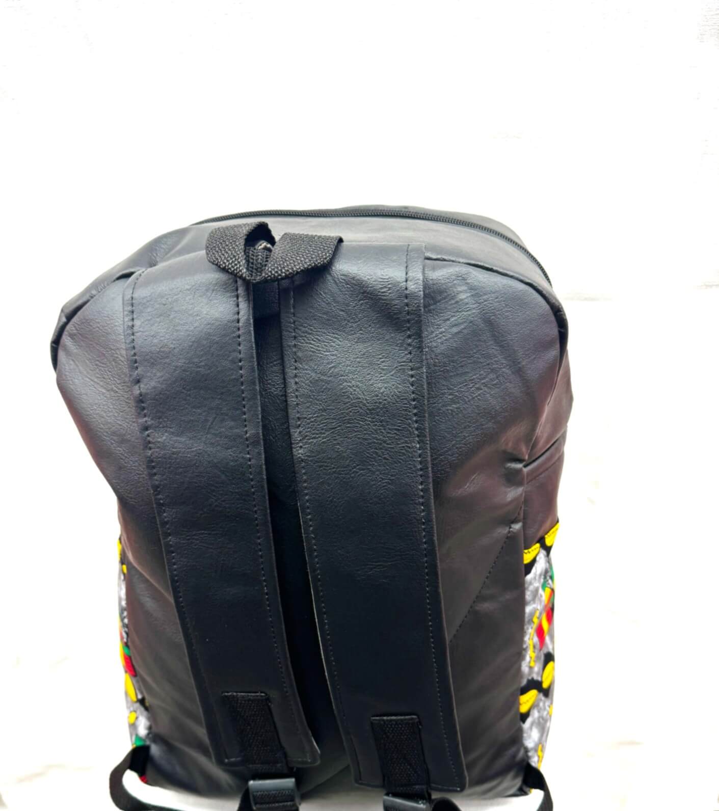 Obuasi Abe Black/yellow/red/green alternate view