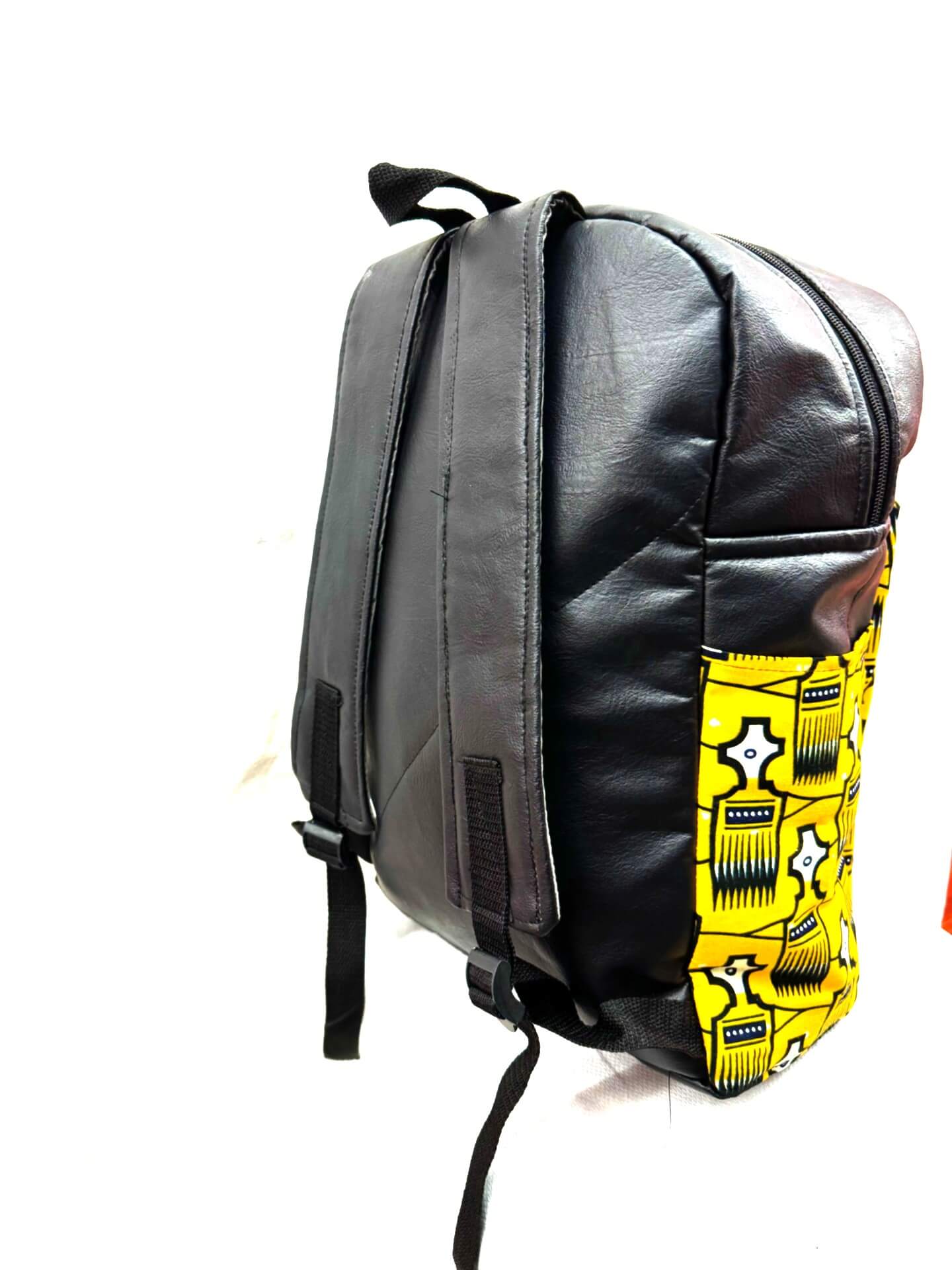 Obuasi Abe Black/yellow/white alternate view