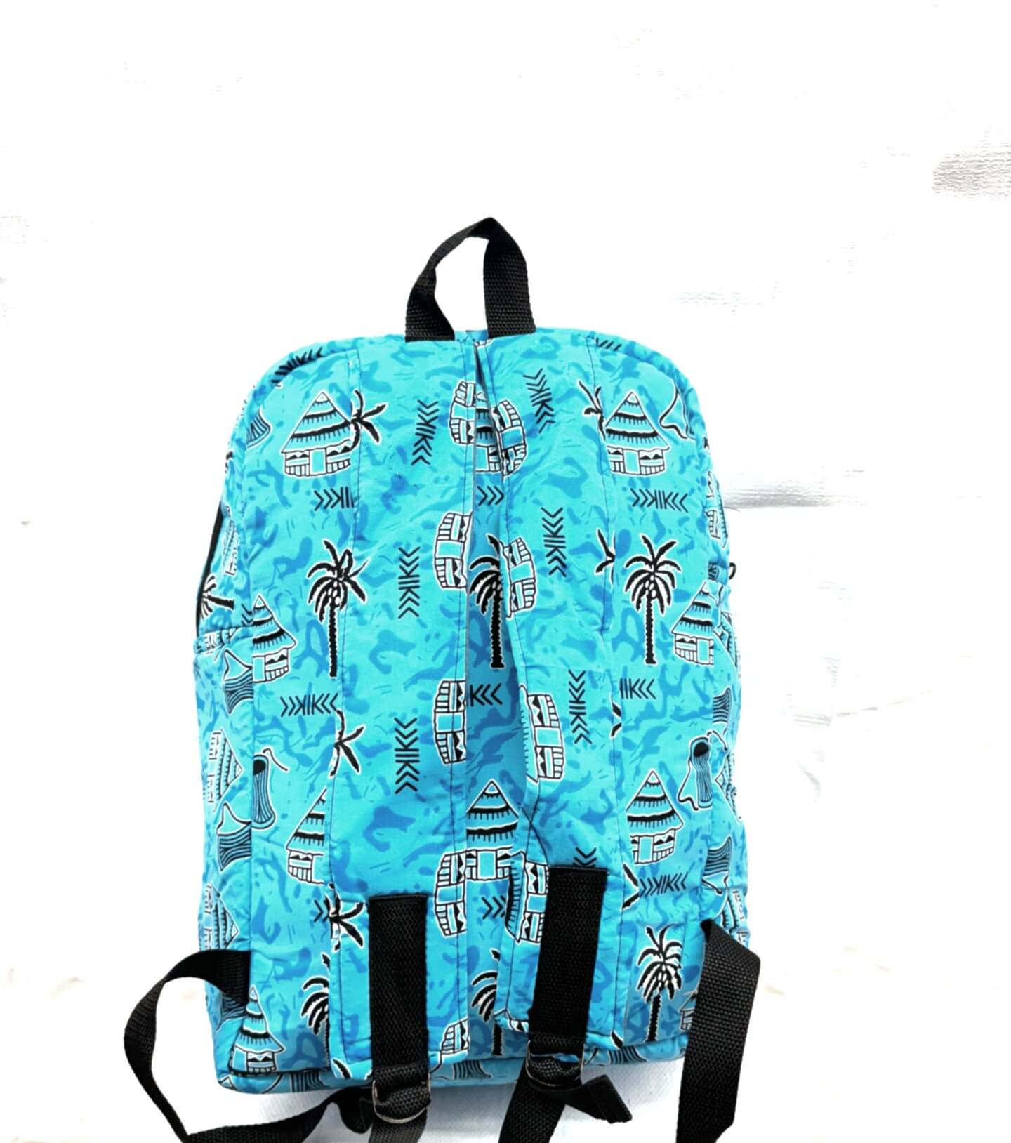 Takoradi Kwadi Blue – green/white alternate view