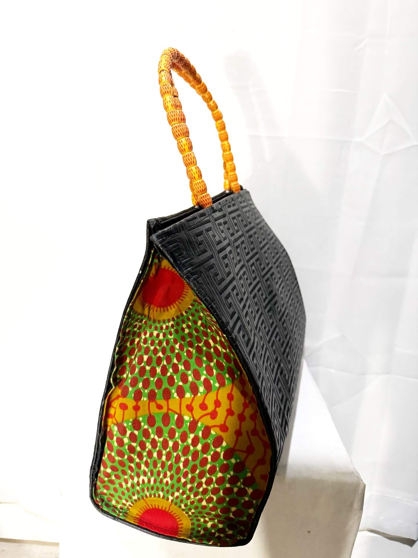 Dondon Leather Black/red/maroon/green alternate view