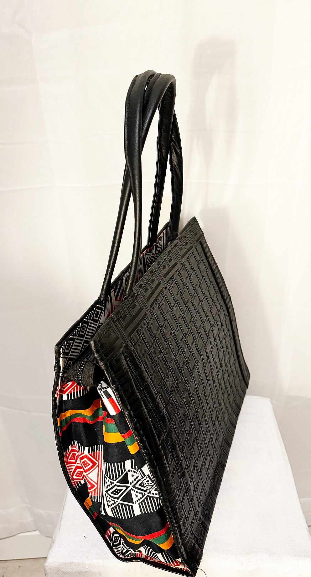 Obasaki Black/pink/yellow/green alternate view