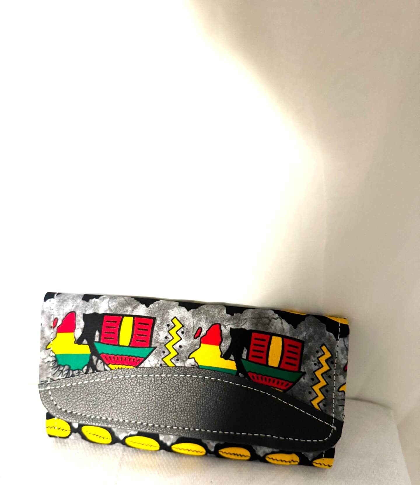 Sankofa Gray/red/yellow/green