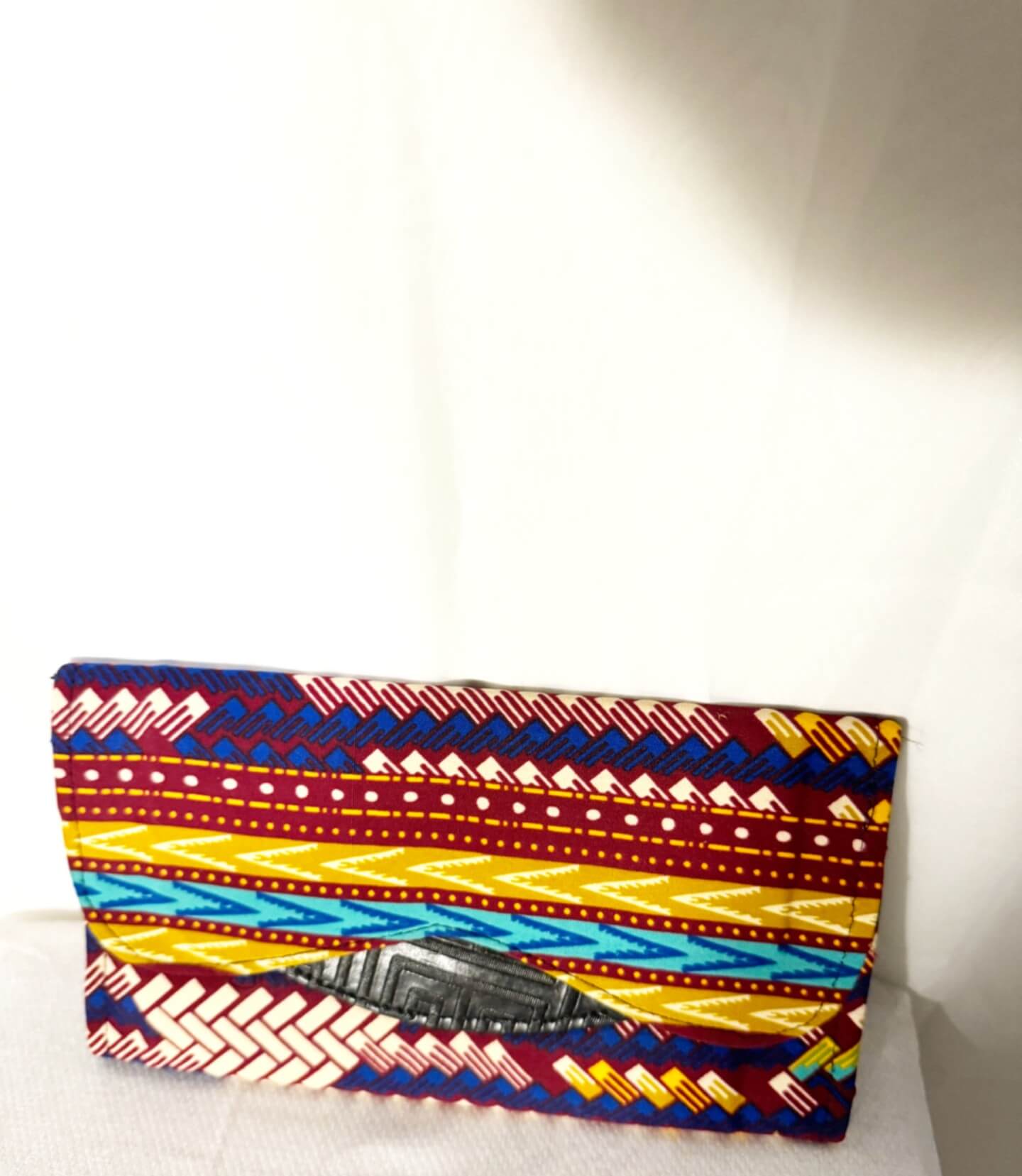 Akwaaba Brown/gold/blue/green