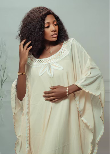 Butterfly loose dress Cream alternate view