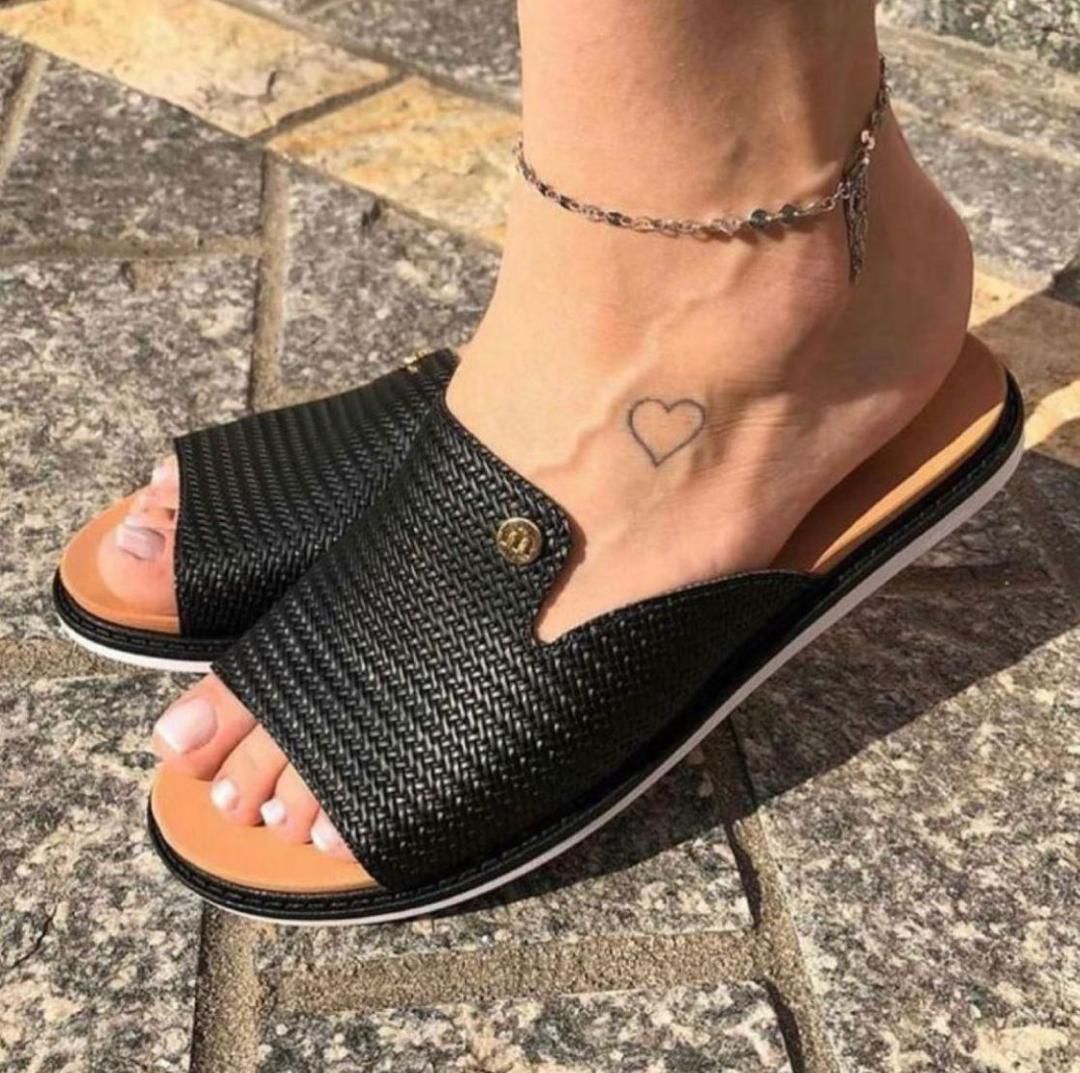 Afrik Slip – On Sandals 5