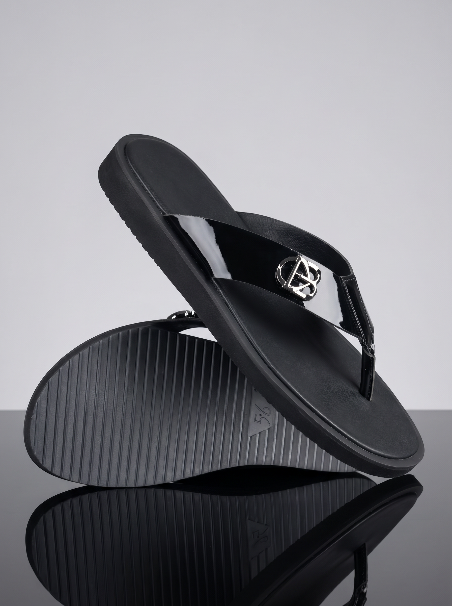 Leather Sandals for Women – Thong Flat Sandal | Black