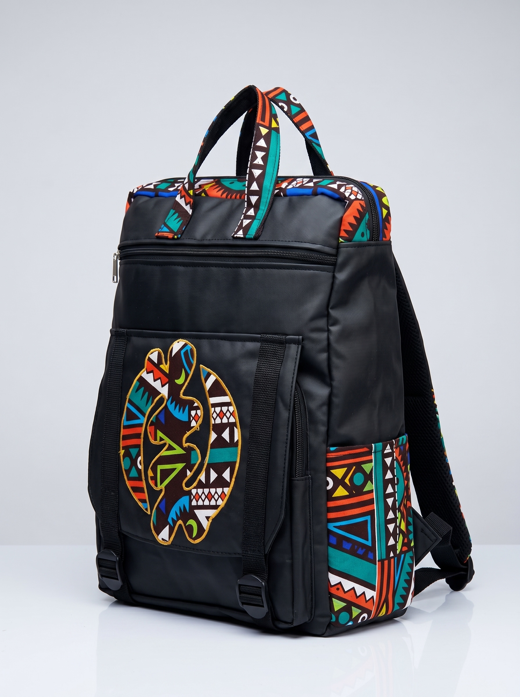 African Backpack – Nkyinkyim
