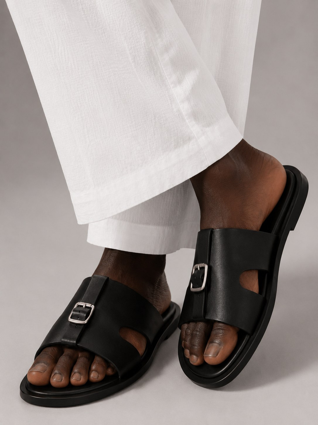 Sandals for Men – Buckle Wide Strap Slide | Black alternate view